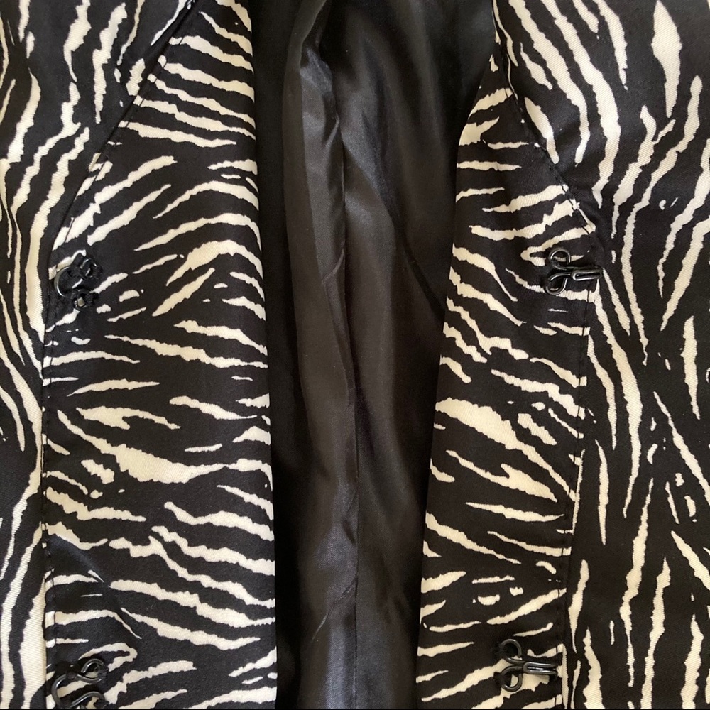 Zebra Print Jacket - image 8
